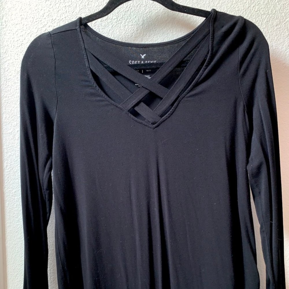 black american eagle long sleeve w/crossed pattern